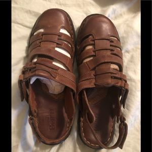 BORN Woman’s Fisherman’s Sandals Brand New! Size 11/43